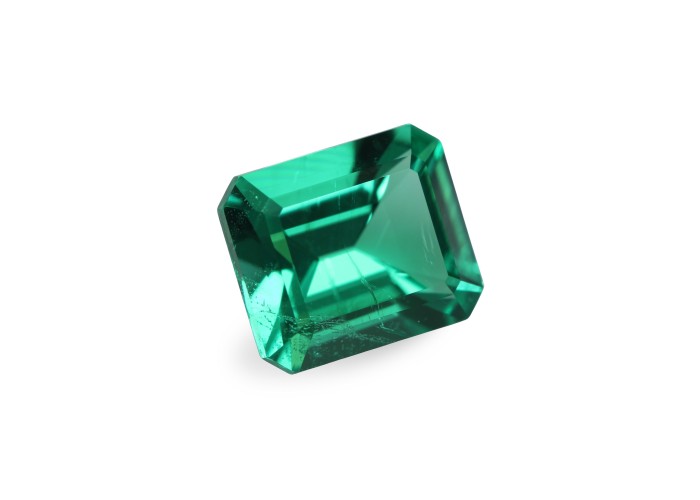 Emerald 1.1 ct oct (6,7*5,7) 4/2