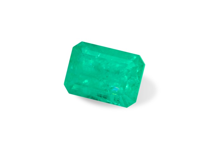 Emerald 2.82 ct oct (10,0*7,0) 3/3