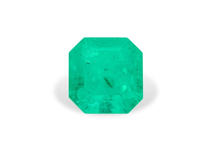 Emerald 4.51 ct oct (9,9*9,6) 3/3
