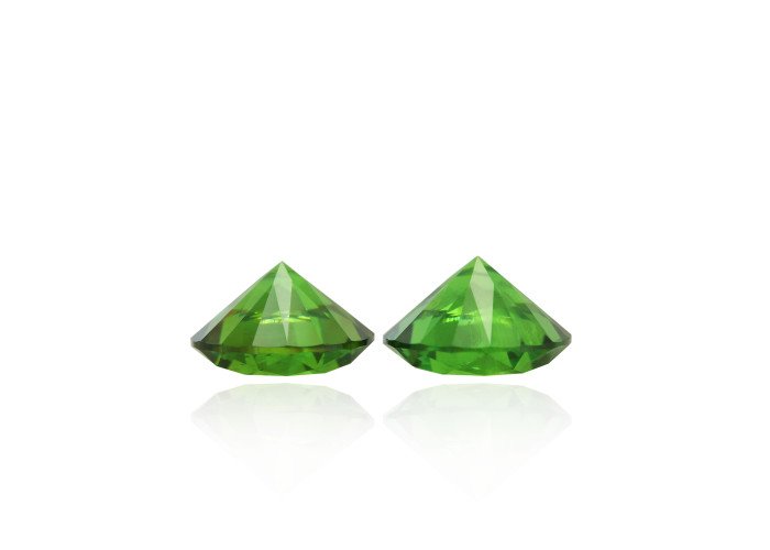 Demantoid set (2 pcs) 0.87 ct r