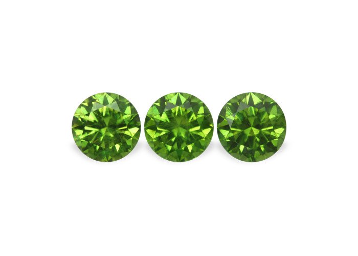 Demantoid set (3 pcs) 2.77 ct r (5,8) 4/2