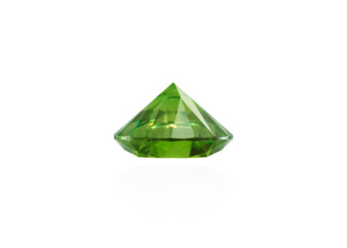Demantoid 2.34 ct r (8,1) 3/2