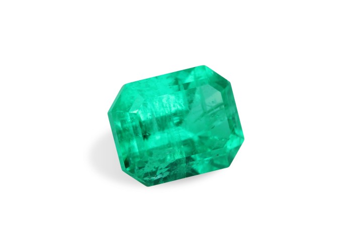Emerald 2.48 ct oct (8,8*7,0) 4/3