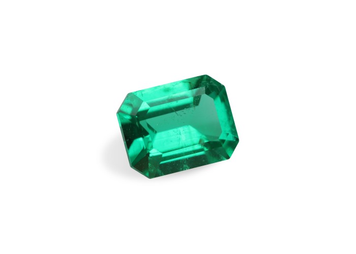 Emerald 0.78 ct oct (6,6*5,1) 3/1