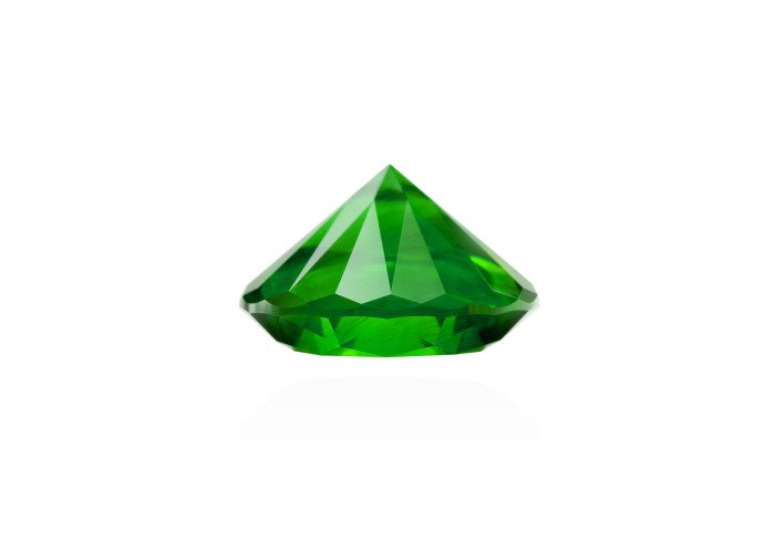 Demantoid 5.74 ct r (10,8) 2/3