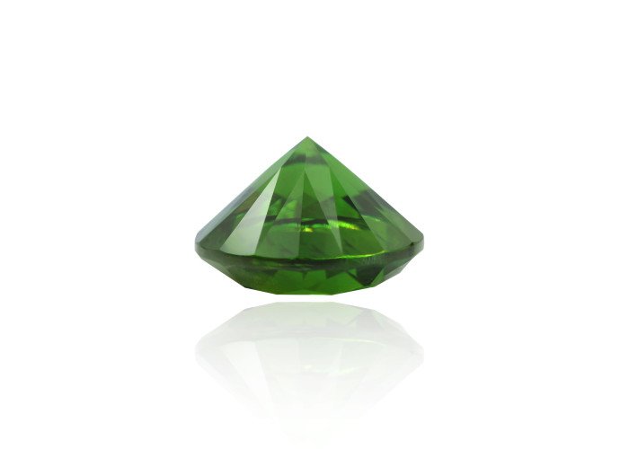 Demantoid 2.65 ct r (8,3) 0/3