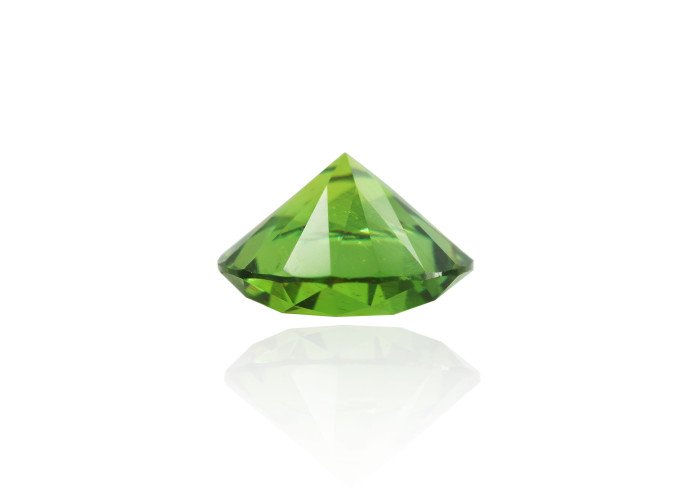 Demantoid 1.68 ct r (7,4) 3/2