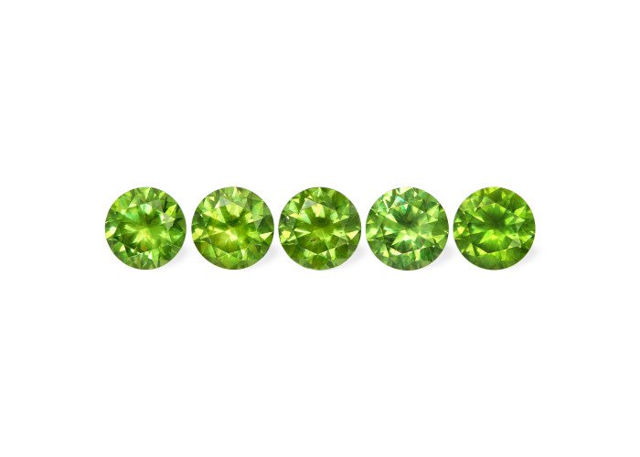 Demantoid set (5 pcs) 4.37 ct r (5,8) 4/2