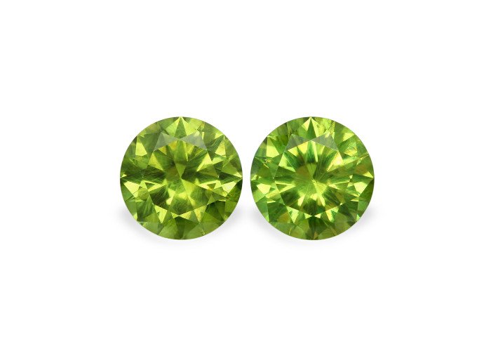 Demantoid set (2 pcs) 1.9 ct r (6,0) 4/2