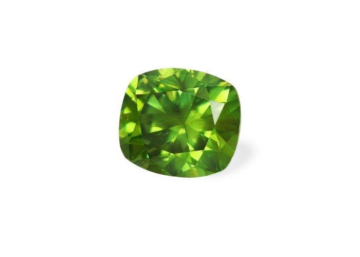 Demantoid 3.22 ct cushon (8,8*7,8) 4/2