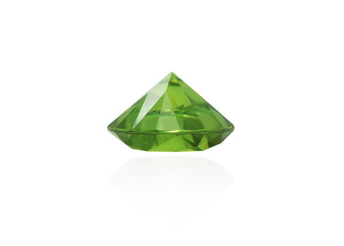 Demantoid 2.15 ct r (7,9) 4/2