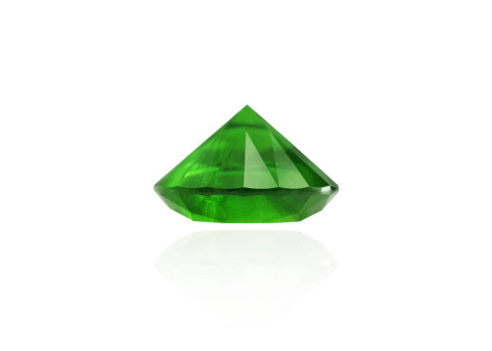 Demantoid 2.01 ct r (7,7) 2/3