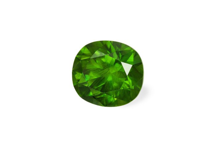 Demantoid 3.07 ct cushon (8,7*7,9) 4/2