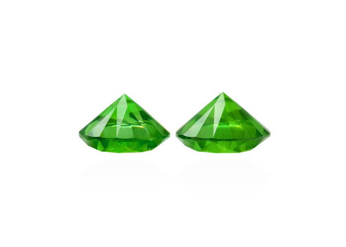 Demantoid set (2 pcs) 3.15 ct r (7,1) 2/2
